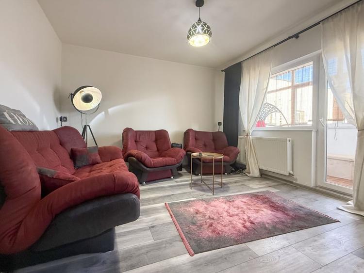 Apartament cu 2 camere decomandat, mobilat în Tomis Nord