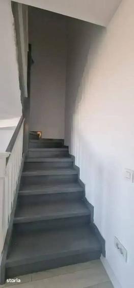 Apartament cu 4 camere în Militari