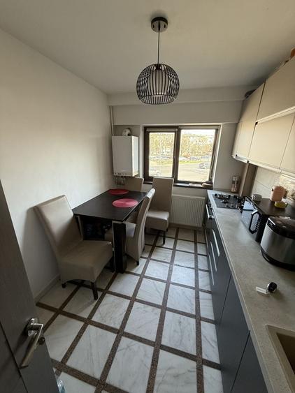 Vanzare Apartament 3 Camere cu Balcon, Etaj 1 Dacia, Constanta - 3
