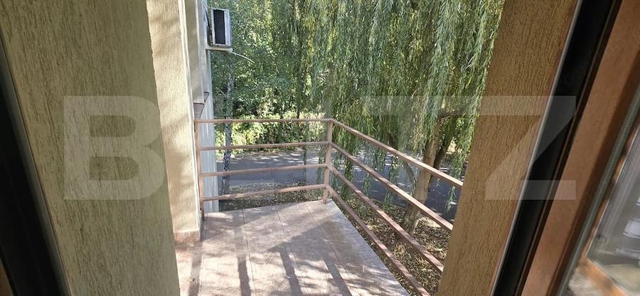 Apartament cu 2 camere decomandat în Titulescu