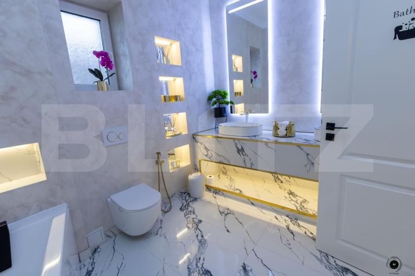 Casă individuală cu 10 camere cu Piscina în Sântana de Mureș