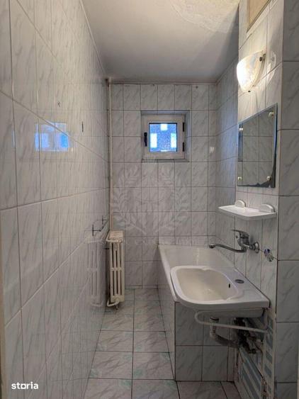 Apartament cu 2 camere semidecomandat în Republicii