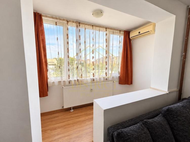Apartament cu 2 camere semidecomandat în Complex Studențesc