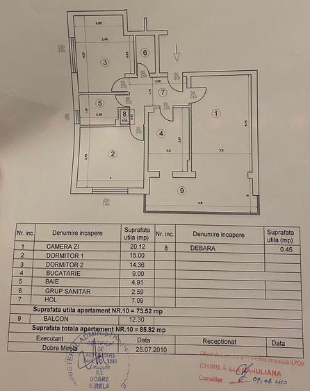 Apartament cu 3 camere semidecomandat în Berceni