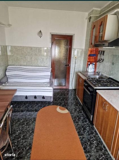 Inchiriez apartament 2 camere - 1