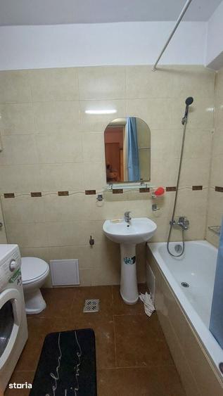 Apartament cu 2 camere semidecomandat în Plopilor