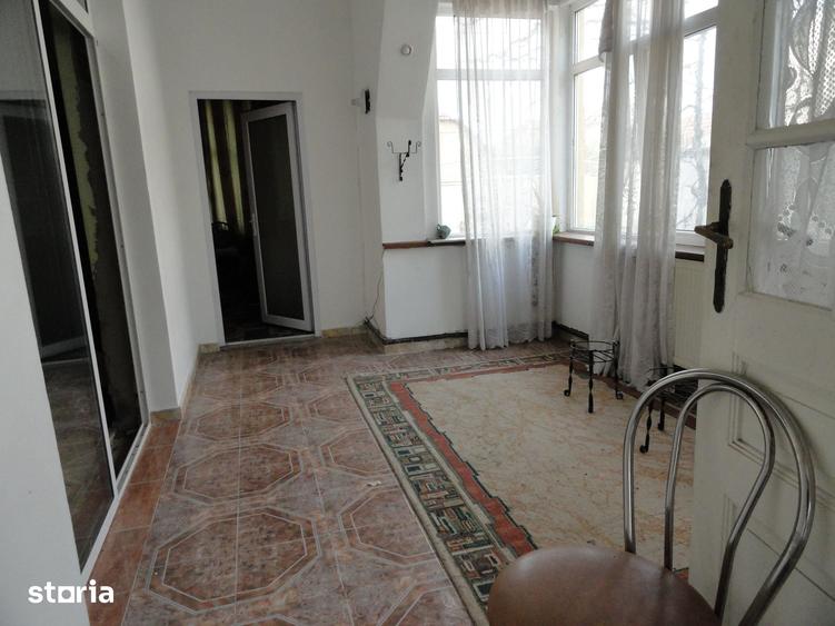 Casă cu 3 camere cu Teren 720 Mp în Pârneava