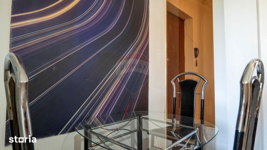 Apartament cu 2 camere semidecomandat în Pantelimon