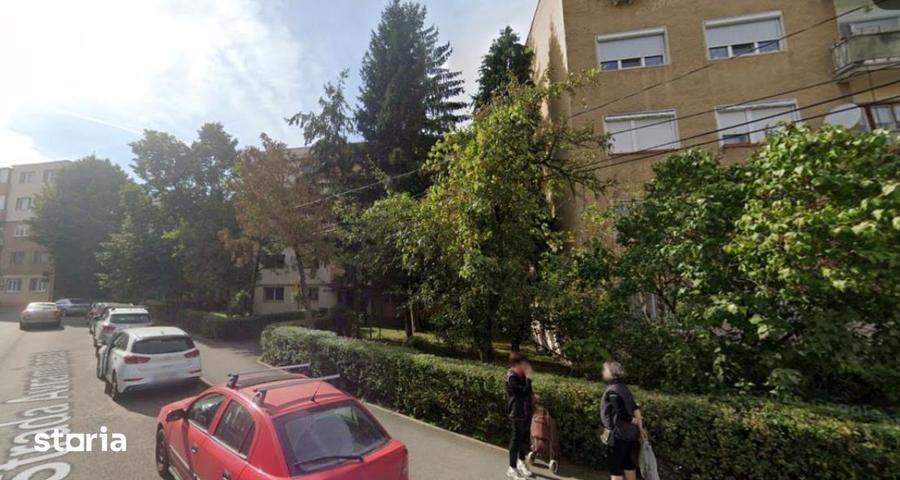 Apartament cu 3 camere în Central