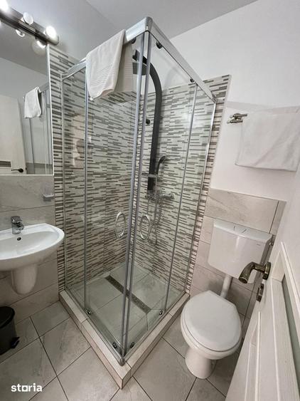 Apartament cu 8 camere în Central
