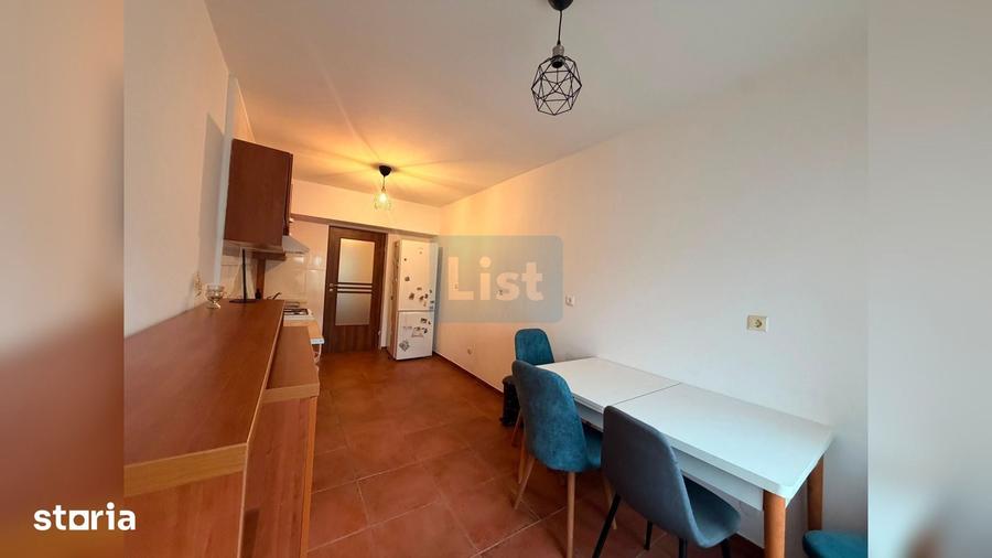 Apartament cu 2 camere în Micro 17