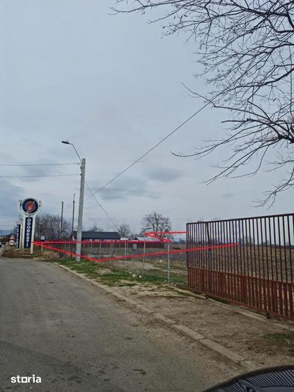 Teren de 7027 mp, în Central