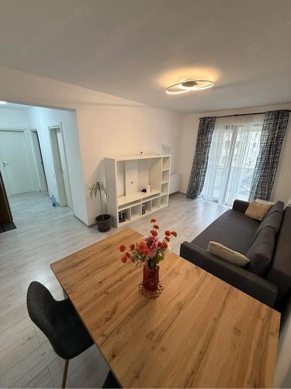 Apartament cu 2 camere decomandat în Exterior Vest