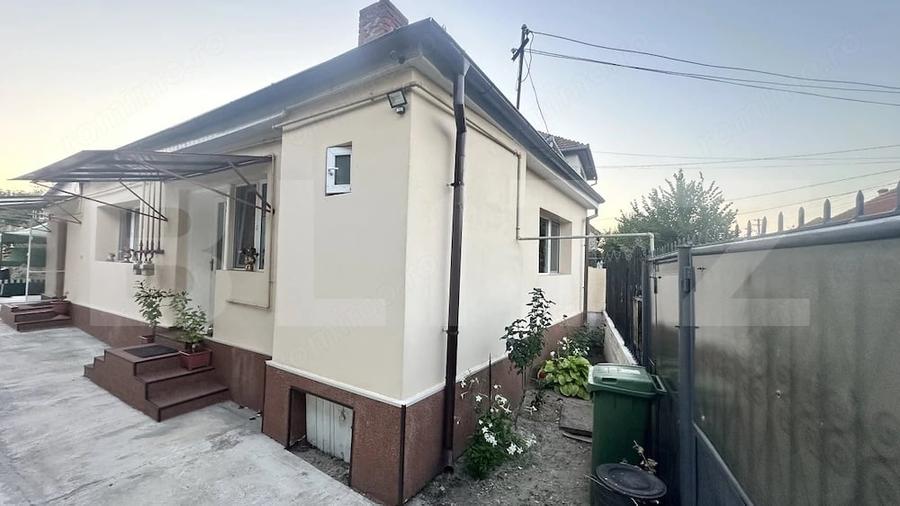 Casă cu Teren 200 Mp în Central