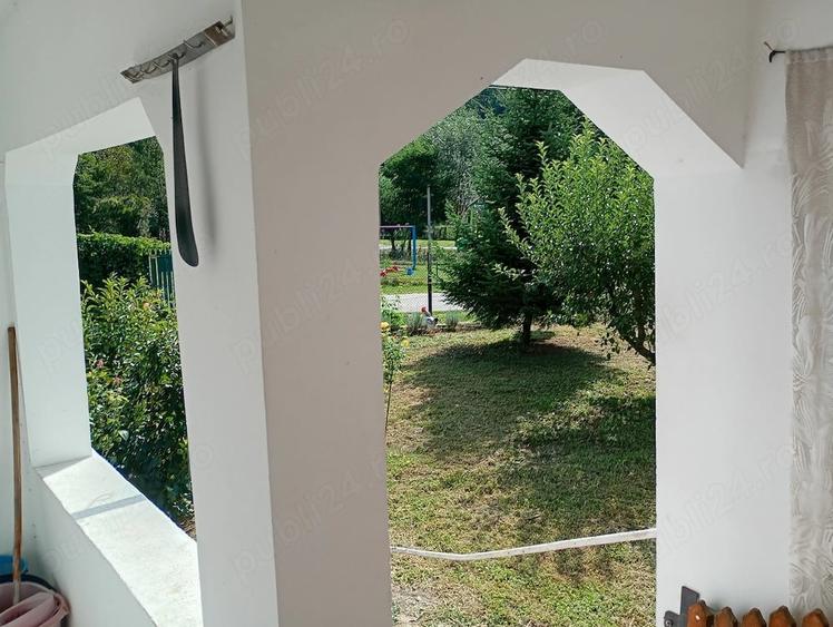 Garsonieră decomandată în Titan