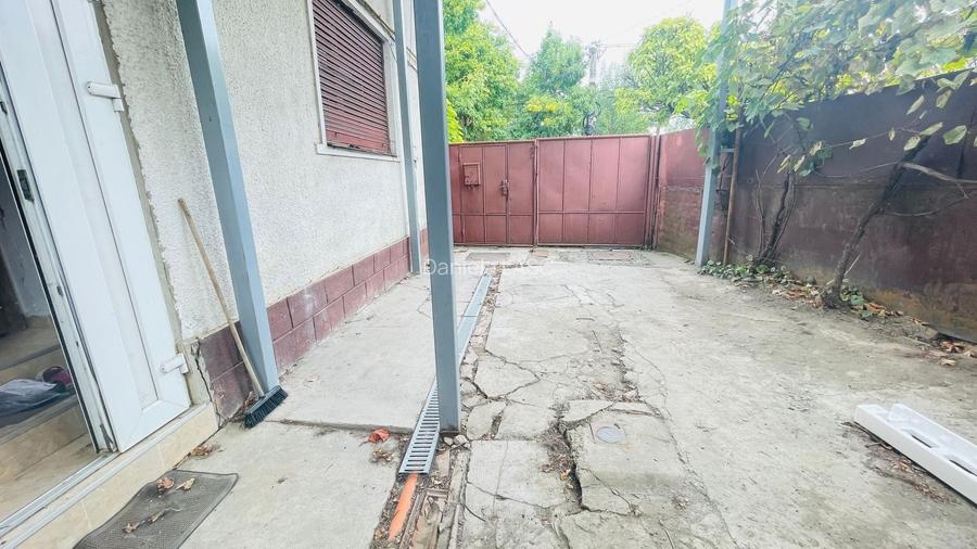 Casa spatioasa cu teren 739 mp in zona Mehala