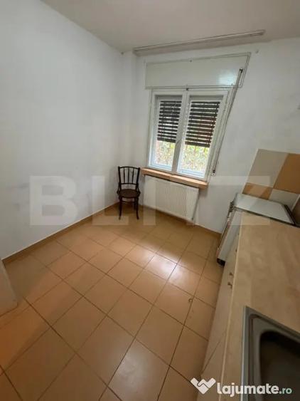 Apartament cu 2 camere decomandat în Calea București