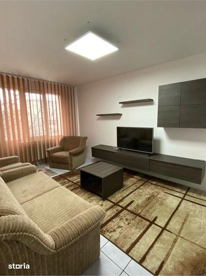 Apartament cu 2 camere decomandat în Circumvalațiunii