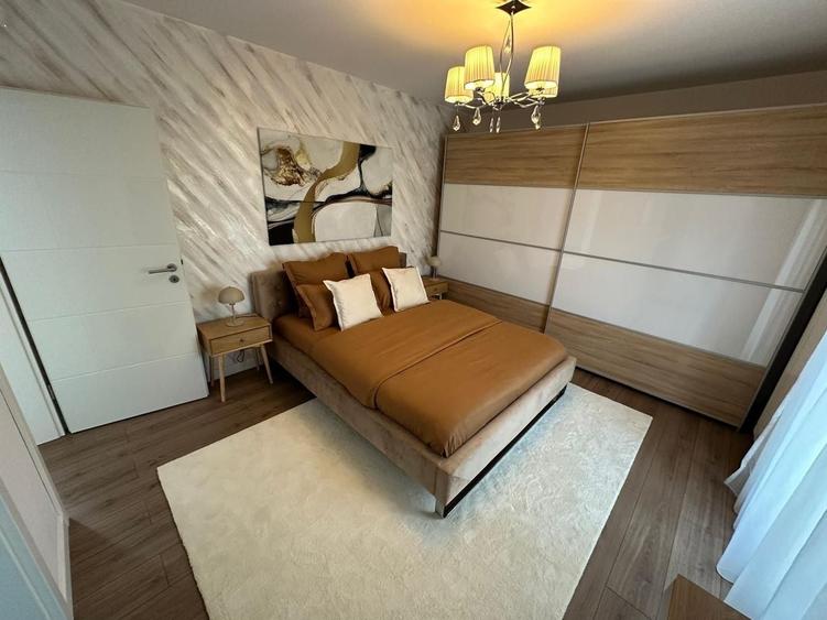 Duplex cu 5 camere cu Canalizare în Aradului