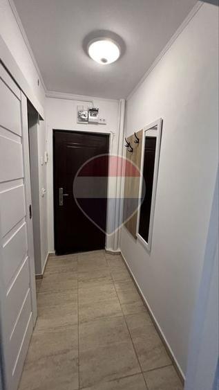 Apartament cu 2 camere nedecomandat în Tătărași