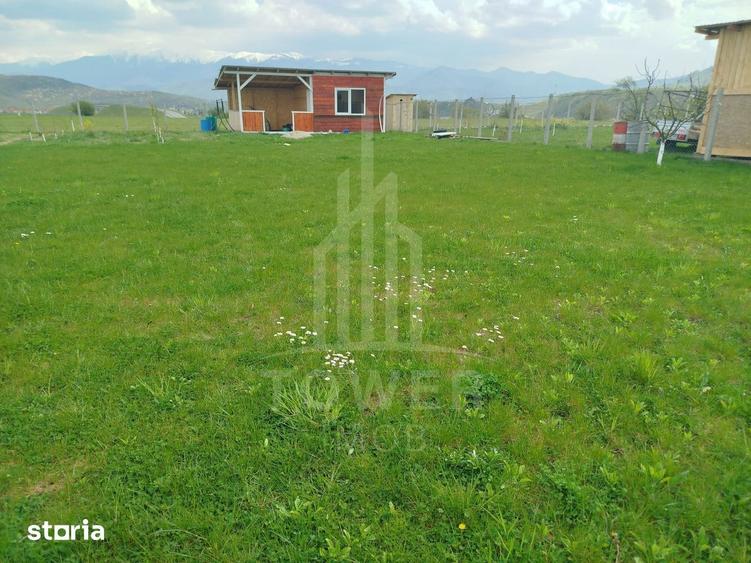 Teren de 862 mp, în Central
