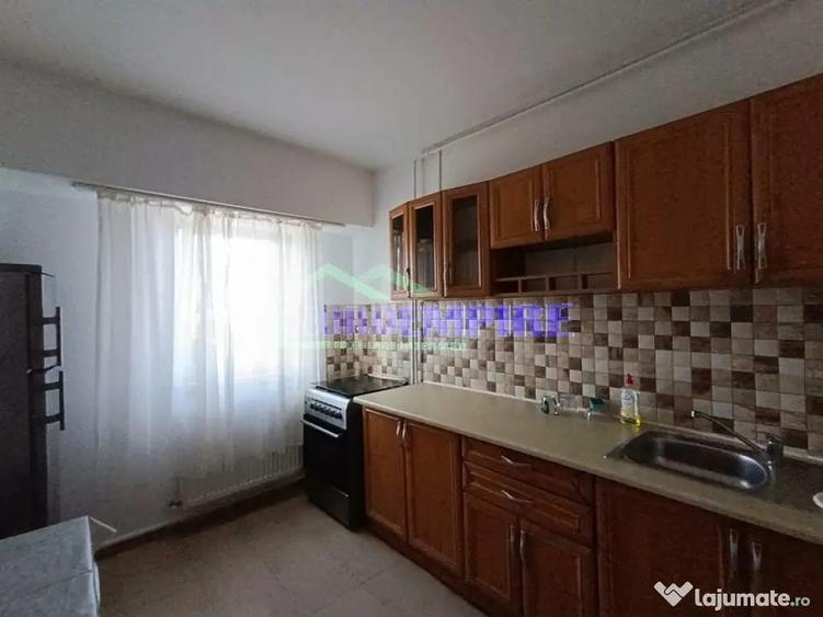 Apartament cu 2 camere decomandat, mobilat în Trocadero