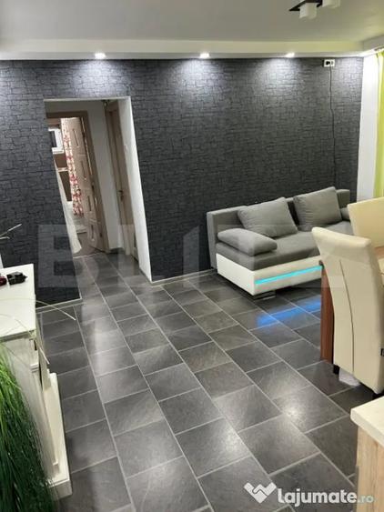 Apartament cu 3 camere decomandat în Central