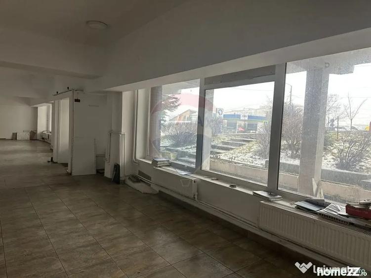 Spațiu comercial, de 166 mp, în Calea Romanului