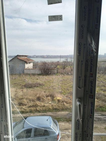 Casă cu 7 camere cu Teren 440 Mp în Sud