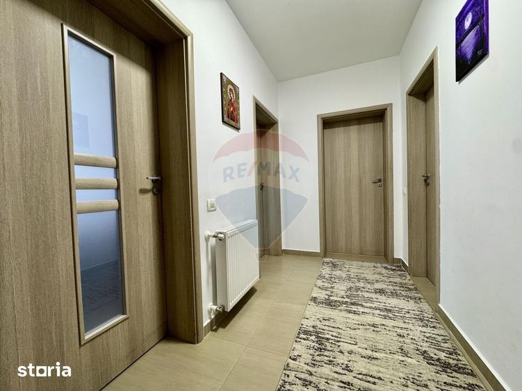 Apartament cu 2 camere decomandat în IAR