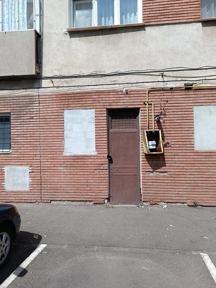 Spațiu comercial, de 54 mp, în Central