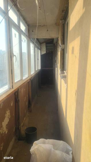 Apartament cu 3 camere decomandat în Colentina