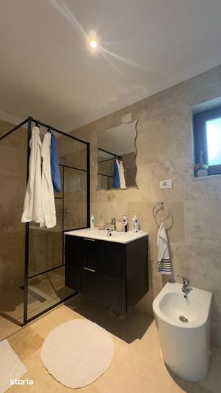 Casă cu 4 camere cu Teren 350 Mp în Lumina