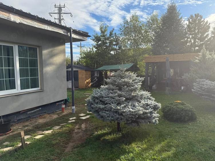 Casă cu Teren 946 Mp în Păun