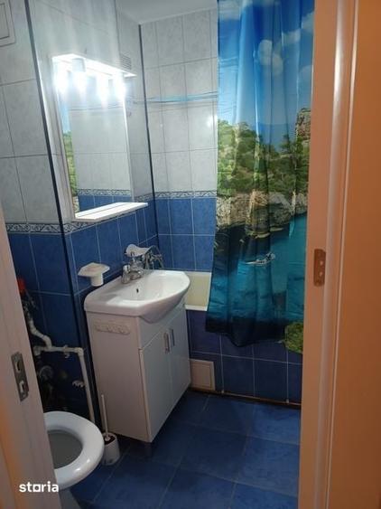 Apartament cu 2 camere semidecomandat în Calea București