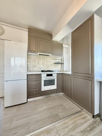 Apartament cu 2 camere semidecomandat, mobilat în Jiului