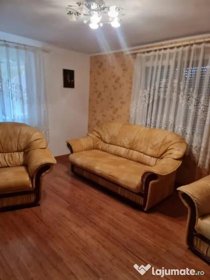 Casă cu 4 camere cu Teren 1724 Mp în Iaslovăț