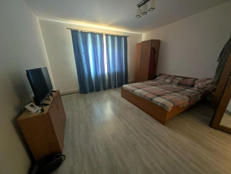 Casă cu 3 camere în Valu lui Traian