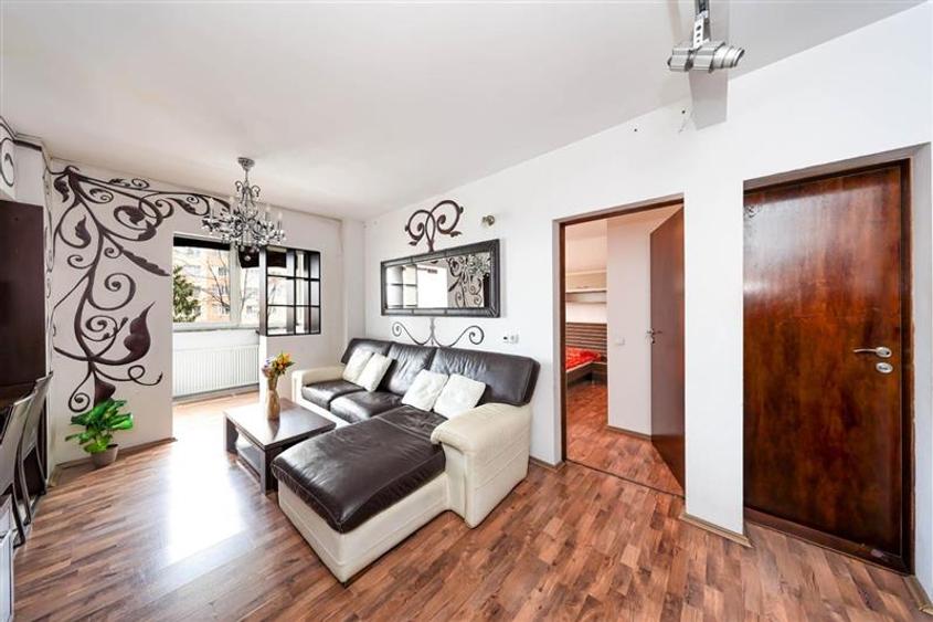 Inchiriere apartament 3 camere, zona Grivitei, etajul 2,mob utilat - 1