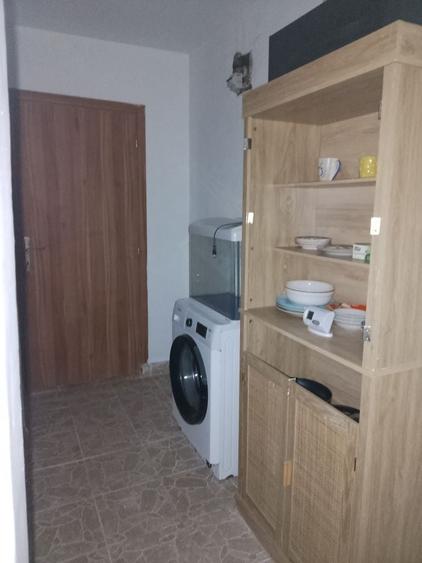 Garsonieră decomandată în Confecții