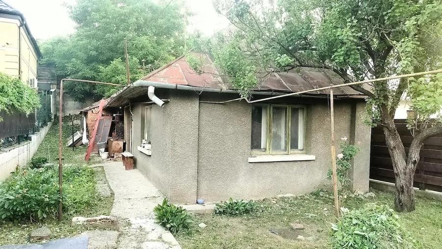 Teren de 267 mp, în Podul de Fier