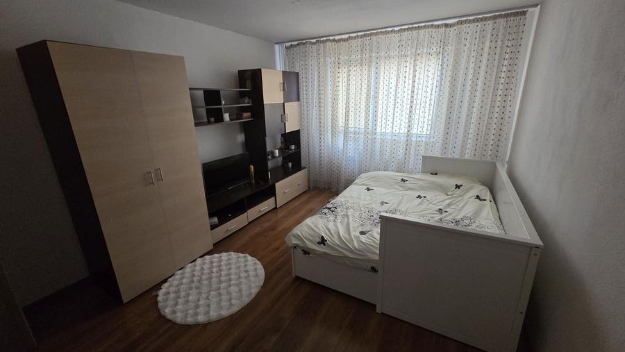 Proprietar, inchiriez apartament bld. Iuliu Maniu - 8