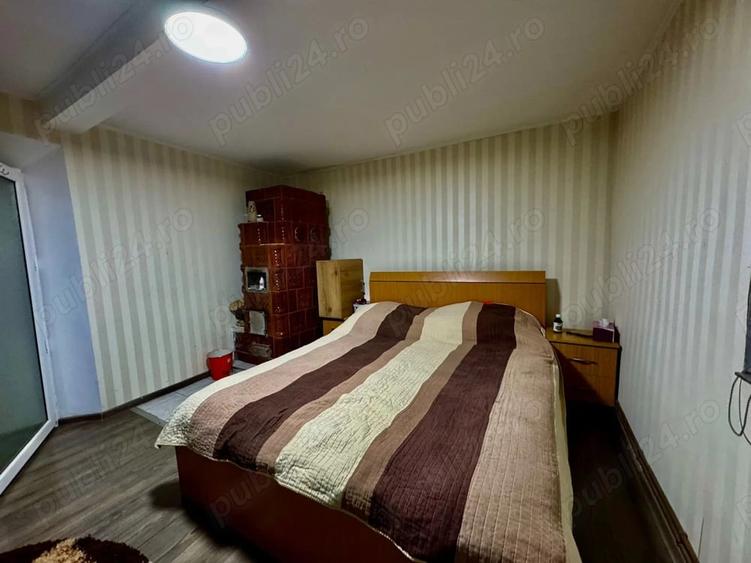 Casă cu 3 camere cu Teren 450 Mp în Central