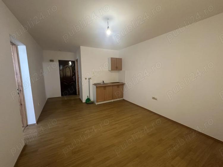 Apartament cu 2 camere în Mihai Bravu