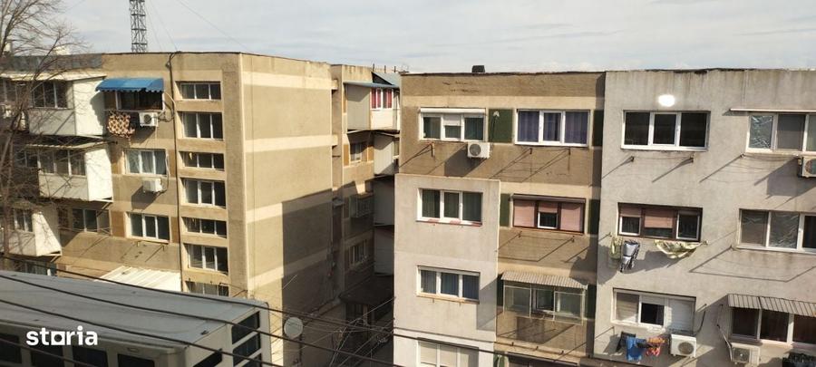 Garsonieră în Micro 14