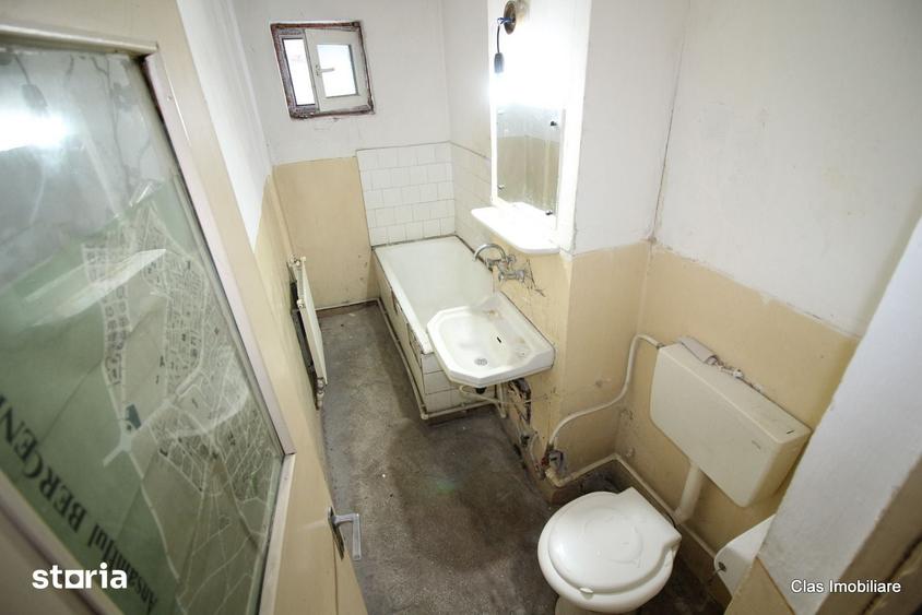 Apartament cu 2 camere decomandat în Steaua