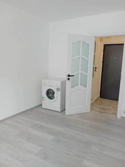 Garsonieră decomandată în Buziașului