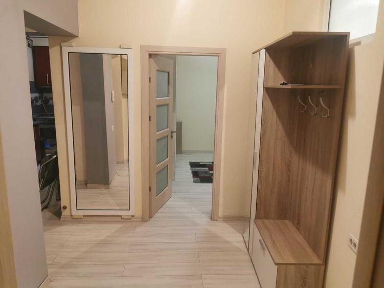 Apartament cu 2 camere decomandat, mobilat în Ultracentral