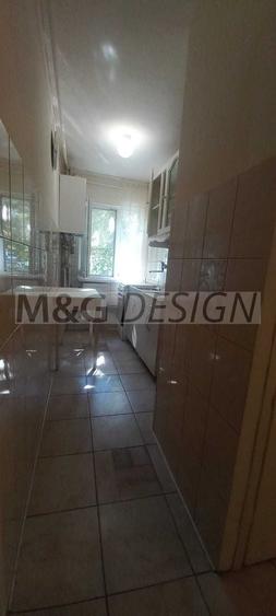 Apartament cu 3 camere semidecomandat în Circumvalațiunii