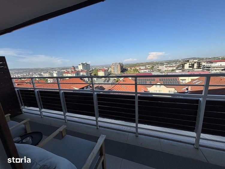Apartament cu 6 camere decomandat în Bună Ziua